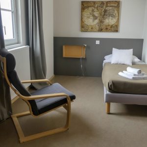 Chambre d'hôtel simple dans le centre ville deBordeaux